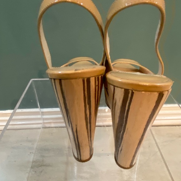 Prada open toe platforms size 39 - Picture 2 of 5